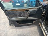 Regulador de puerta delantera con motor