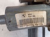 Regulador de puerta delantera con motor