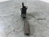 Accelerator throttle pedal