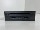 Radio/CD/DVD/GPS head unit