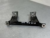 Fender mounting bracket