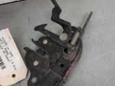 Engine bonnet/hood lock/catch