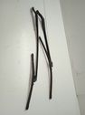 Headlight wiper blade set