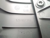 Moldura del tarjetero de la puerta trasera
