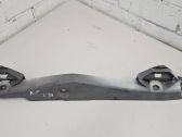 Fender mounting bracket