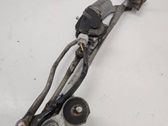 Tringlerie et moteur d'essuie-glace avant