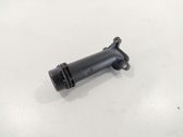 Tuyau de liquide de refroidissement moteur