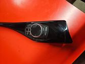 Head unit multimedia control