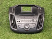 Radio/CD/DVD/GPS head unit