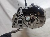 Mechaninė 5 pavarų dėžė