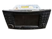 Radio/CD/DVD/GPS-pääyksikkö