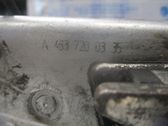 Serrure de porte avant