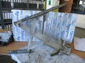 Front window lifting mechanism without motor