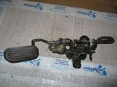 Accelerator throttle pedal