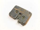 Cerradura del portón trasero