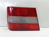 Lámpara de faros/luces traseros