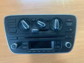 Radio / CD-Player / DVD-Player / Navigation