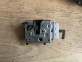 Cerradura de puerta trasera