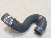 Tuyau de liquide de refroidissement moteur