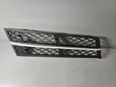 Front bumper lower grill