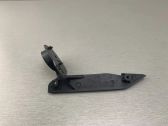Front bumper mounting bracket