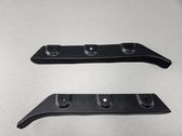 Front splash guards bracket