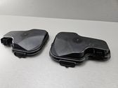 Headlight/headlamp dust cover