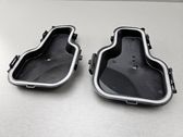 Headlight/headlamp dust cover