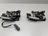 Engine bonnet/hood lock/catch