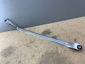 Fuel tank mounting bracket