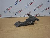 Engine mounting bracket