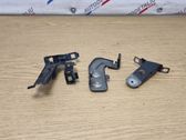 Fender mounting bracket