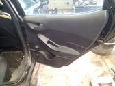 Moldura del tarjetero de la puerta trasera