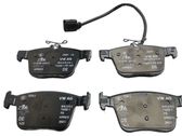 Brake pads (front)