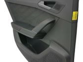 Moldura del tarjetero de la puerta trasera
