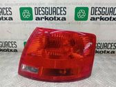 Lámpara de faros/luces traseros