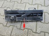Radiator mount bracket