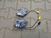 Engine bonnet/hood lock/catch