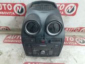 Radio / CD-Player / DVD-Player / Navigation