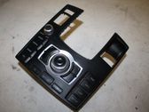 Head unit multimedia control