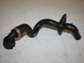 Tuyau de liquide de refroidissement moteur
