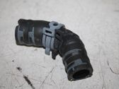 Tuyau de liquide de refroidissement moteur