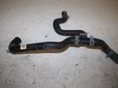 Tuyau de liquide de refroidissement moteur
