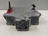 Voltage converter inverter