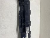 Radiator mount bracket