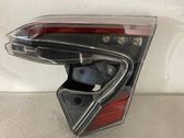 Tailgate rear/tail lights