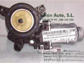 Motor del regulador de la ventanilla de la puerta delantera