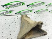 Engine mounting bracket