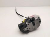 Cerradura de puerta delantera