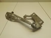 Engine bonnet/hood hinges